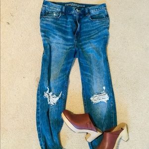 American Eagle mom jeans size 8